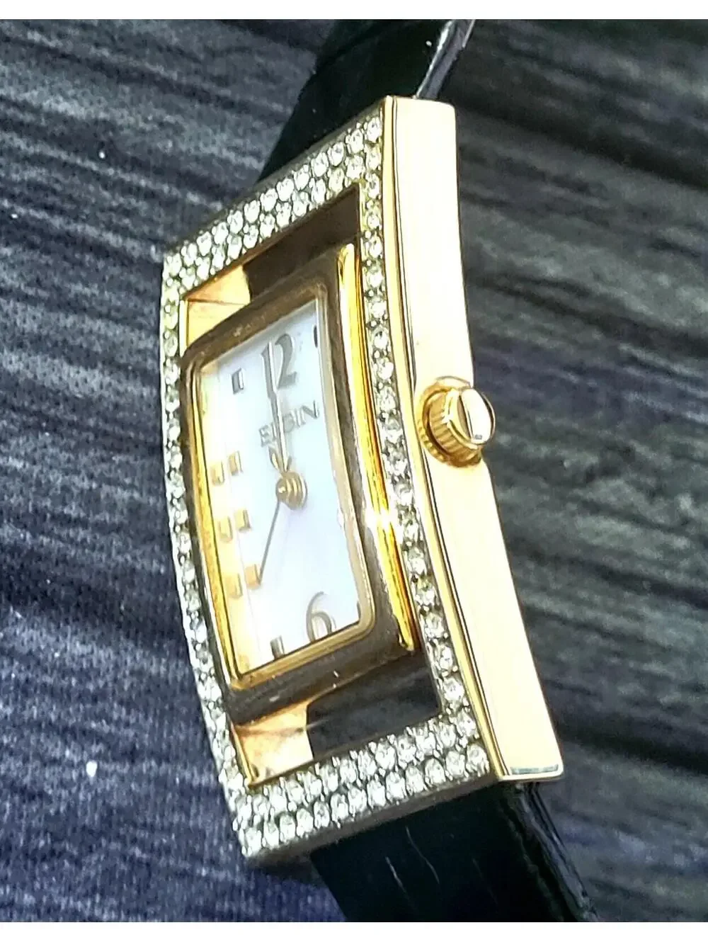 Very Rare Elgin Womans Watch Flip MOP Dial Watch New In Box